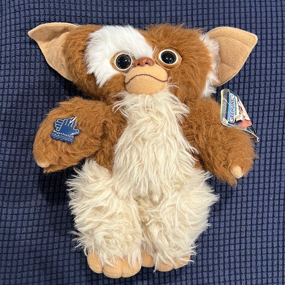 Vintage Gremlins Gizmo plush with original tags 1984